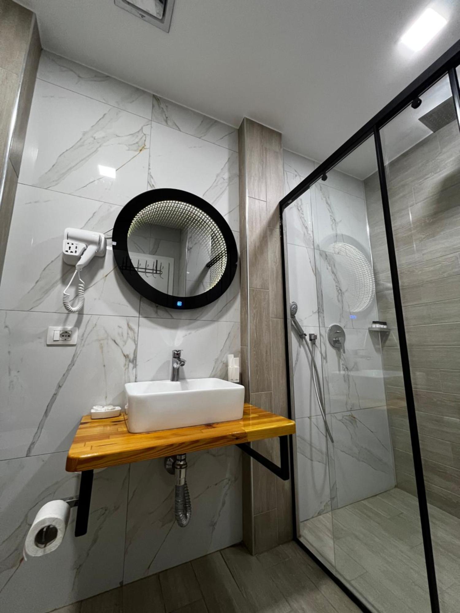 Hotel Nuevo Deluxe 4*